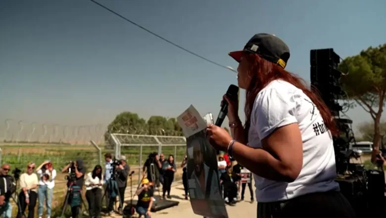 ‘போரை நிறுத்த எங்கள் அரசாங்கத்திடம் மன்றாடுங்கள்’, பணயக்கைதிகளின் குடும்பங்கள்!