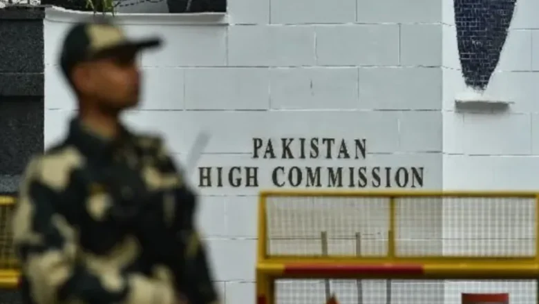 பாகிஸ்தான் தூதரை நாட்டை விட்டு வெளியேற உத்தரவு! பாகிஸ்தானும் பதிலுக்கு அதையே செய்கிறது!
