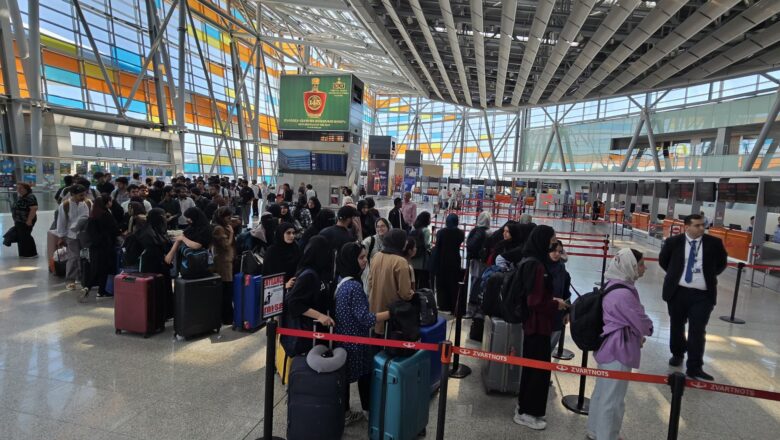 ஈரானில் இருந்து 110 இந்திய மாணவர்களுடன் விமானம் டெல்லி வருகை!