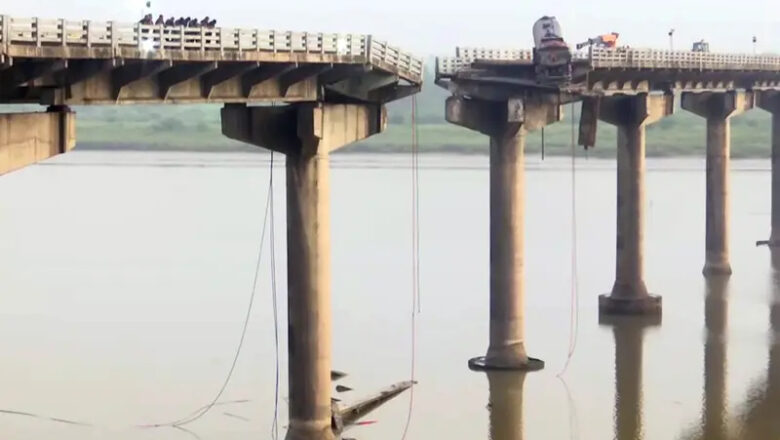 குஜராத் பாலம் இடிந்து விழுந்தது காம்பிரா கிராமத்தின் வாழ்வாதாரத்தை மிகவும் பாதிக்கிறது!