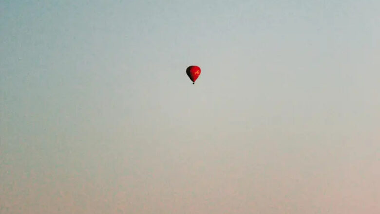 ரேடார்கள் உயரத்தை விட மிக உயரமாக பறக்கும் ‘உளவு பலூன்களை’ இங்கிலாந்து உருவாக்குகிறது!