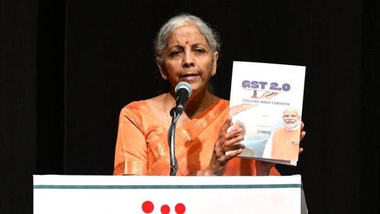 “GST 2.0″ மற்றும் தமிழ்நாட்டின் வளர்ச்சிக்கான ஜிஎஸ்டி சீர்திருத்தங்கள்”  புத்தகங்களை வெளியிட்டார் அமைச்சர் நிர்மலா சீதாராமன்.