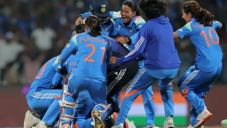 பெண்கள் கிரிக்கெட் உலக கோப்பை: அரையிறுதிப் போட்டியில் இந்தியா உலக சாதனை!