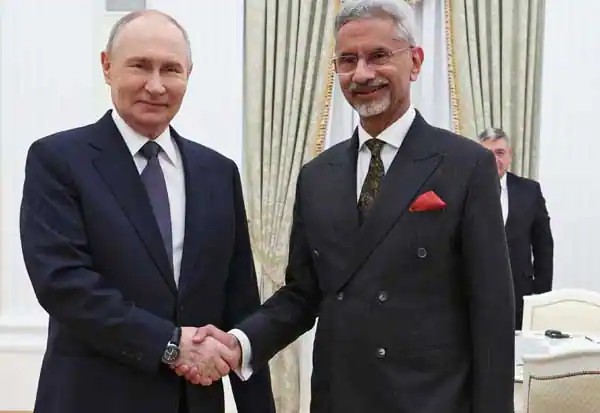 இந்தியாவில் ‘சுகோய்–57’ போர் விமானம் தயாரிப்பு: ரஷ்யா தொழில்நுட்ப ஒப்புதல்.